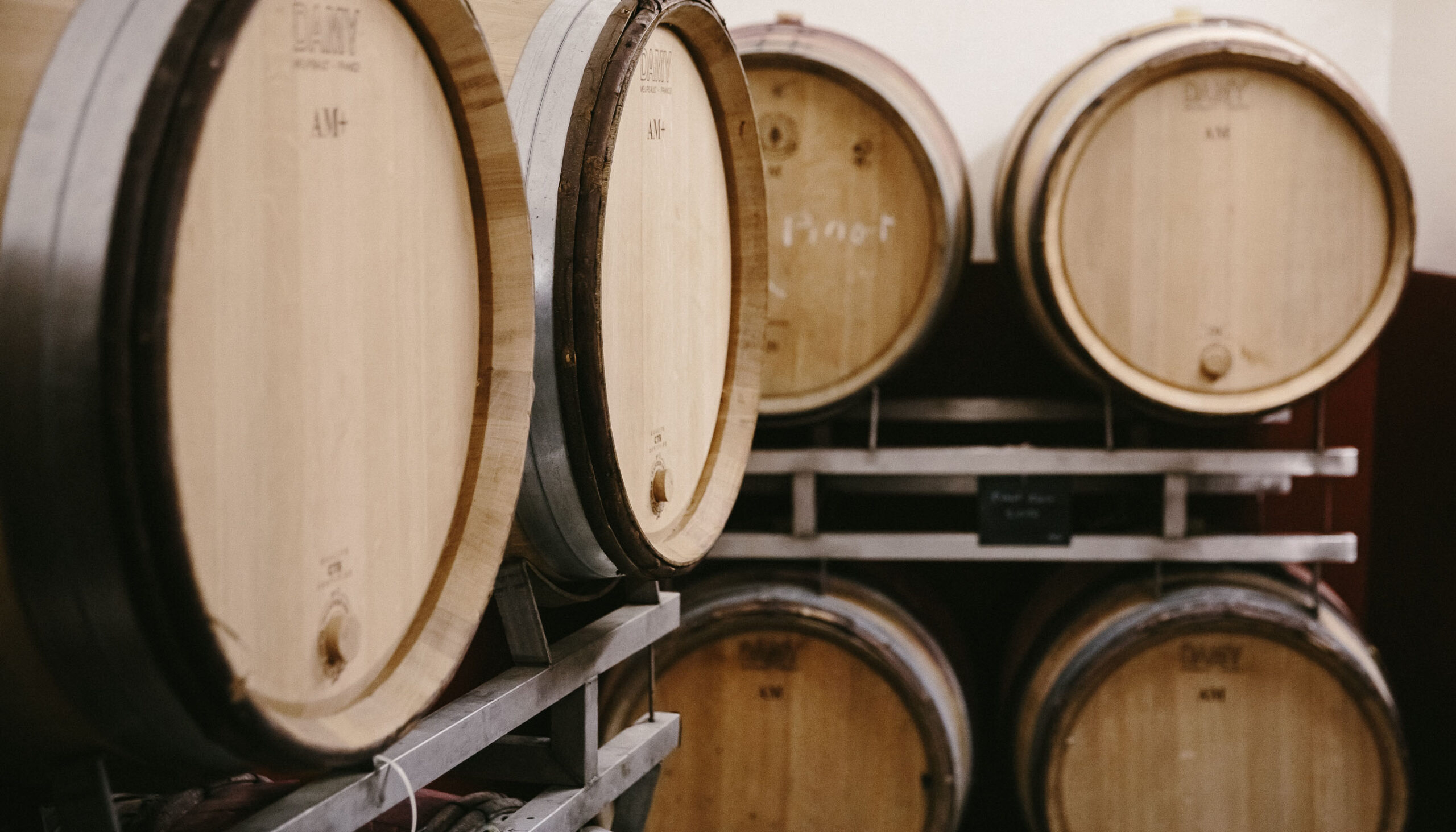 Touchons du bois - Barriques Neuchâtel - yvesbeck.wine